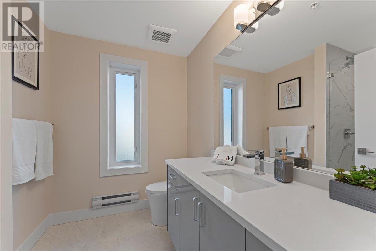 Listing Picture 25 of 39 : 1478 W 67TH AVENUE, Vancouver / 溫哥華 - 魯藝地產 Yvonne Lu Group - MLS Medallion Club Member