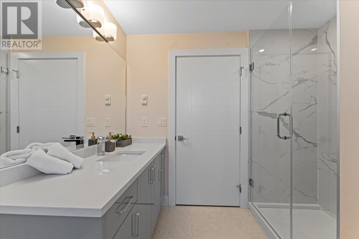 Listing Picture 26 of 39 : 1478 W 67TH AVENUE, Vancouver / 溫哥華 - 魯藝地產 Yvonne Lu Group - MLS Medallion Club Member