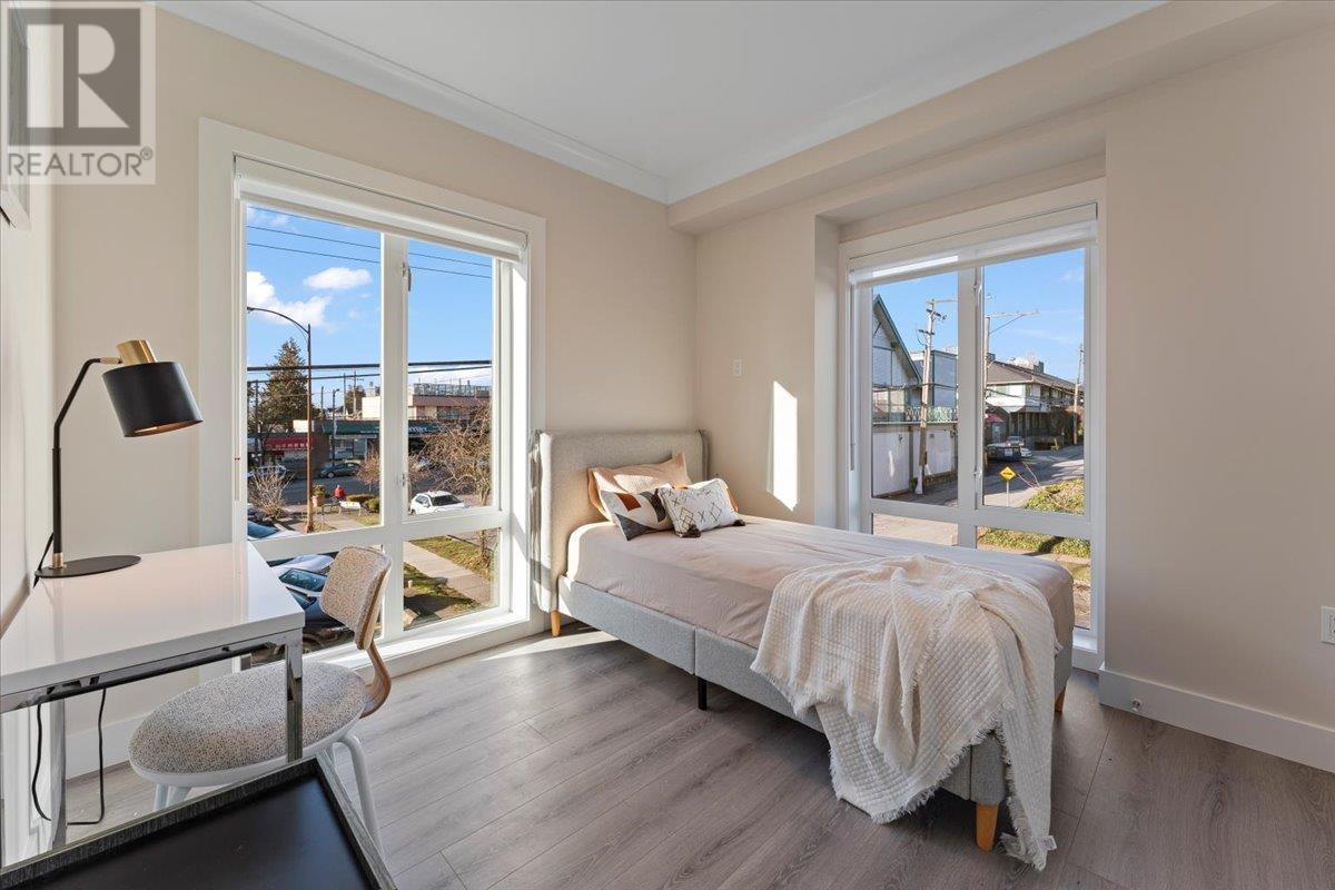 Listing Picture 28 of 39 : 1478 W 67TH AVENUE, Vancouver / 溫哥華 - 魯藝地產 Yvonne Lu Group - MLS Medallion Club Member