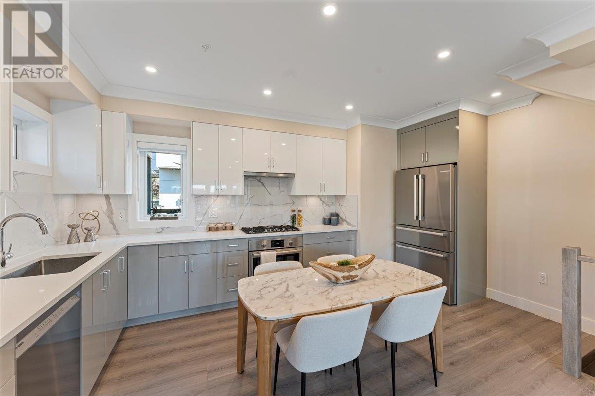 Listing Picture 10 of 39 : 1478 W 67TH AVENUE, Vancouver / 溫哥華 - 魯藝地產 Yvonne Lu Group - MLS Medallion Club Member