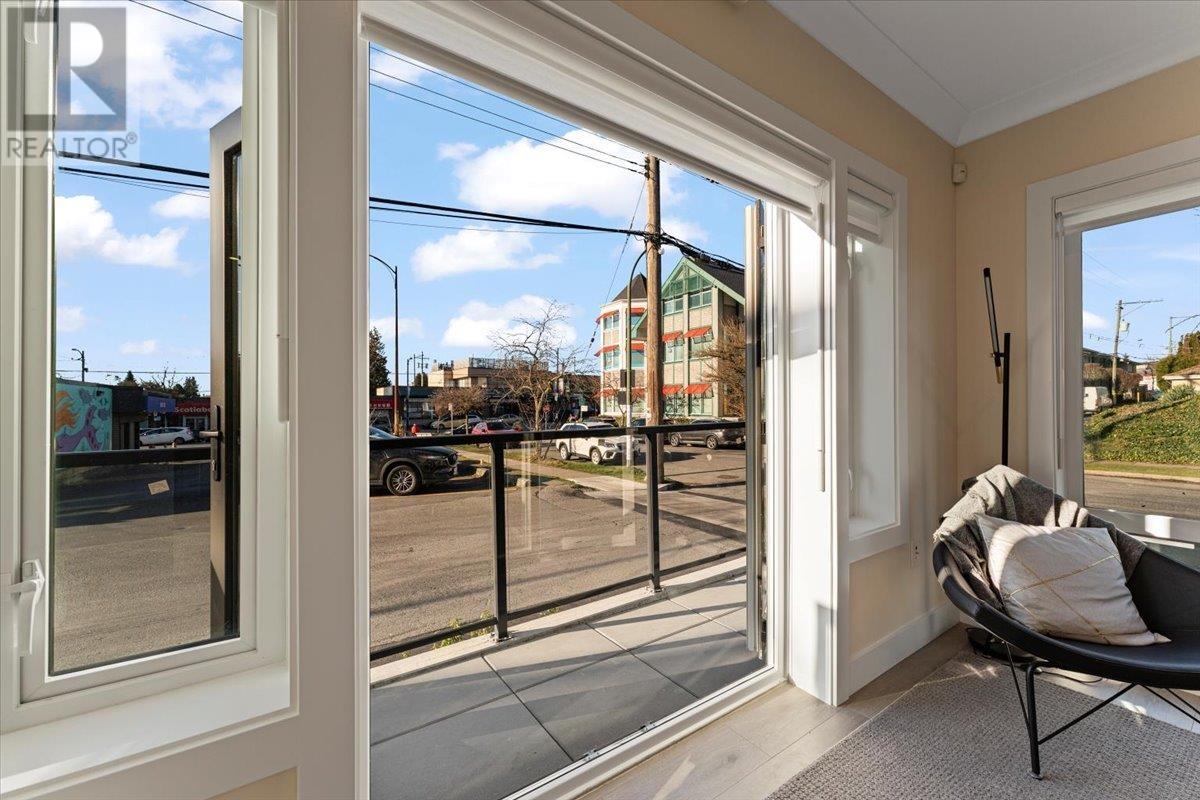 Listing Picture 18 of 39 : 1478 W 67TH AVENUE, Vancouver / 溫哥華 - 魯藝地產 Yvonne Lu Group - MLS Medallion Club Member