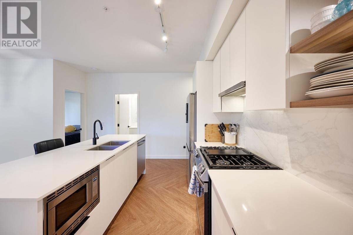 Property at 318 3229 ST JOHNS STREET image 5