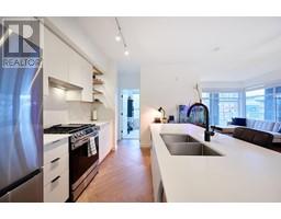 318 3229 ST JOHNS STREET, Port Moody, British Columbia