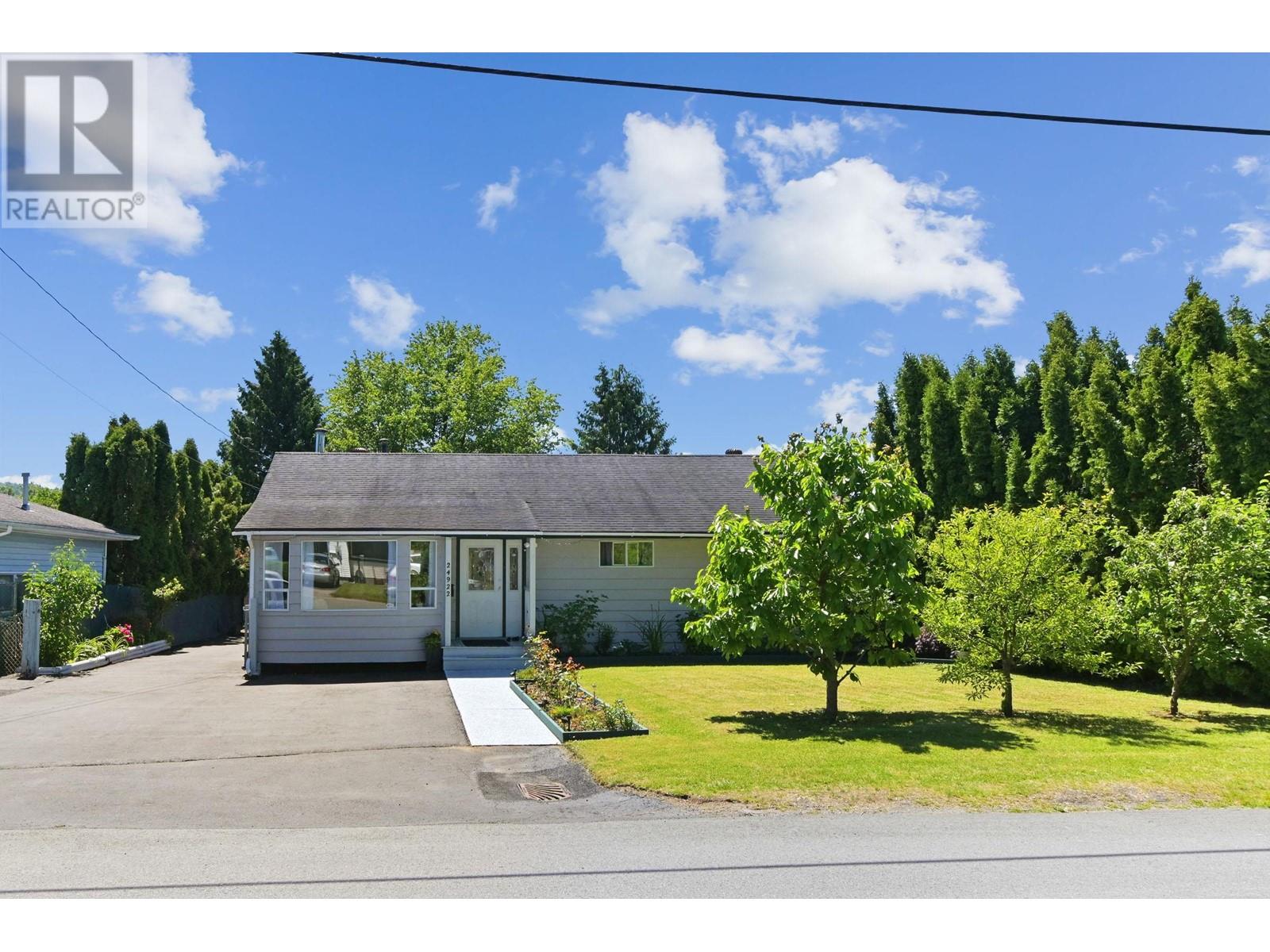 24922 121 Avenue, Maple Ridge, British Columbia  V4R 2A5 - Photo 2 - R2960258