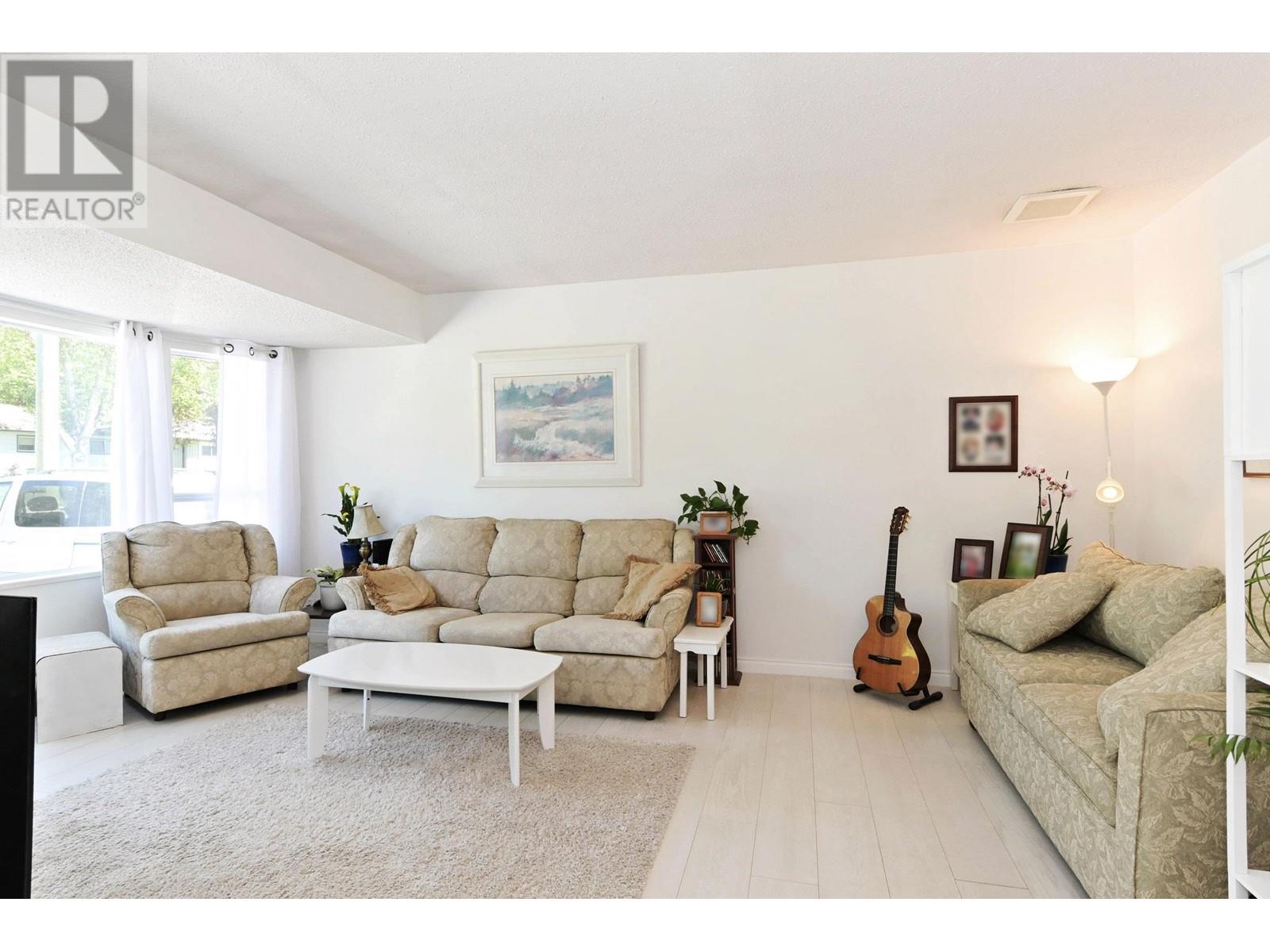 24922 121 Avenue, Maple Ridge, British Columbia  V4R 2A5 - Photo 3 - R2960258