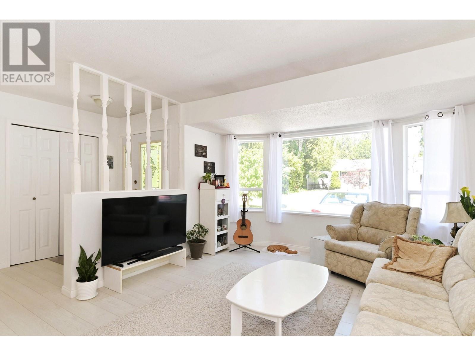 24922 121 Avenue, Maple Ridge, British Columbia  V4R 2A5 - Photo 4 - R2960258
