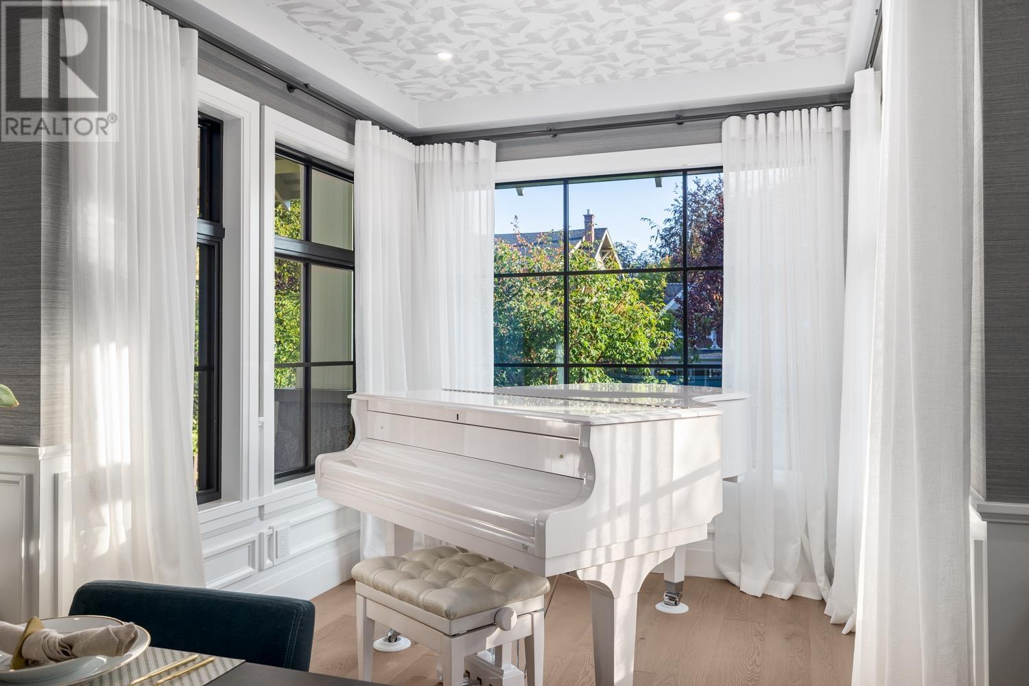 2023 W 36th Avenue, Vancouver, British Columbia  V6M 1L1 - Photo 6 - R2960273