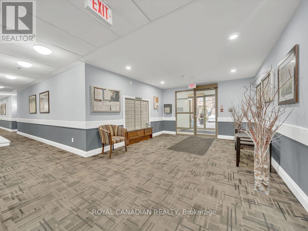 211 - 830 Scollard Court, Mississauga, Ontario  L5V 0A2 - Photo 8 - W11942203