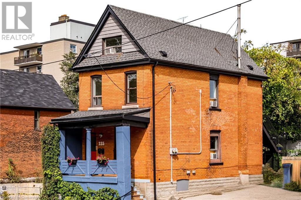 235 YOUNG Street, hamilton, Ontario