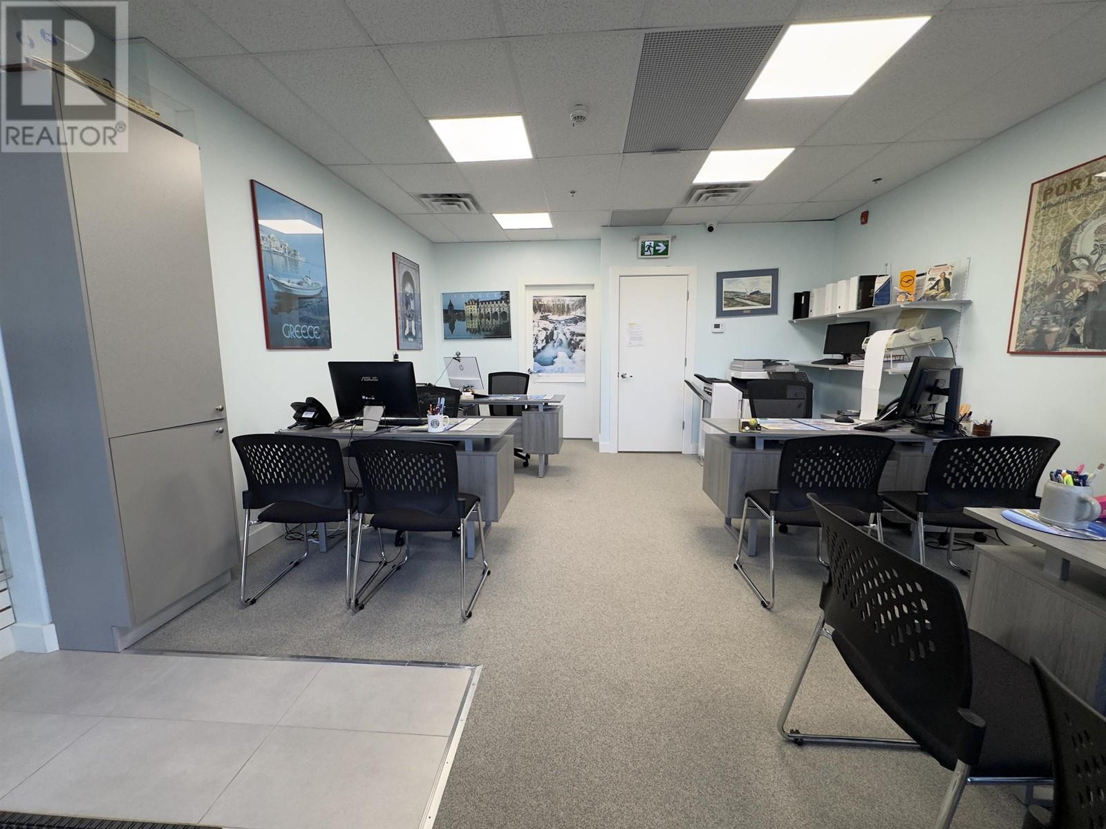 Listing Picture 4 of 11 : 1687 RENFREW STREET, Vancouver / 溫哥華 - 魯藝地產 Yvonne Lu Group - MLS Medallion Club Member