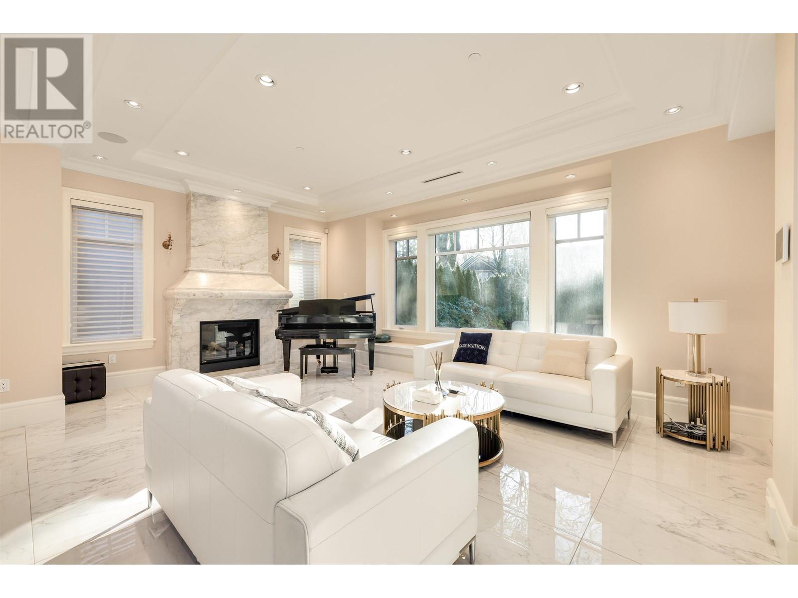 1335 W 26th Avenue, Vancouver, British Columbia  V6H 2B2 - Photo 3 - R2959344