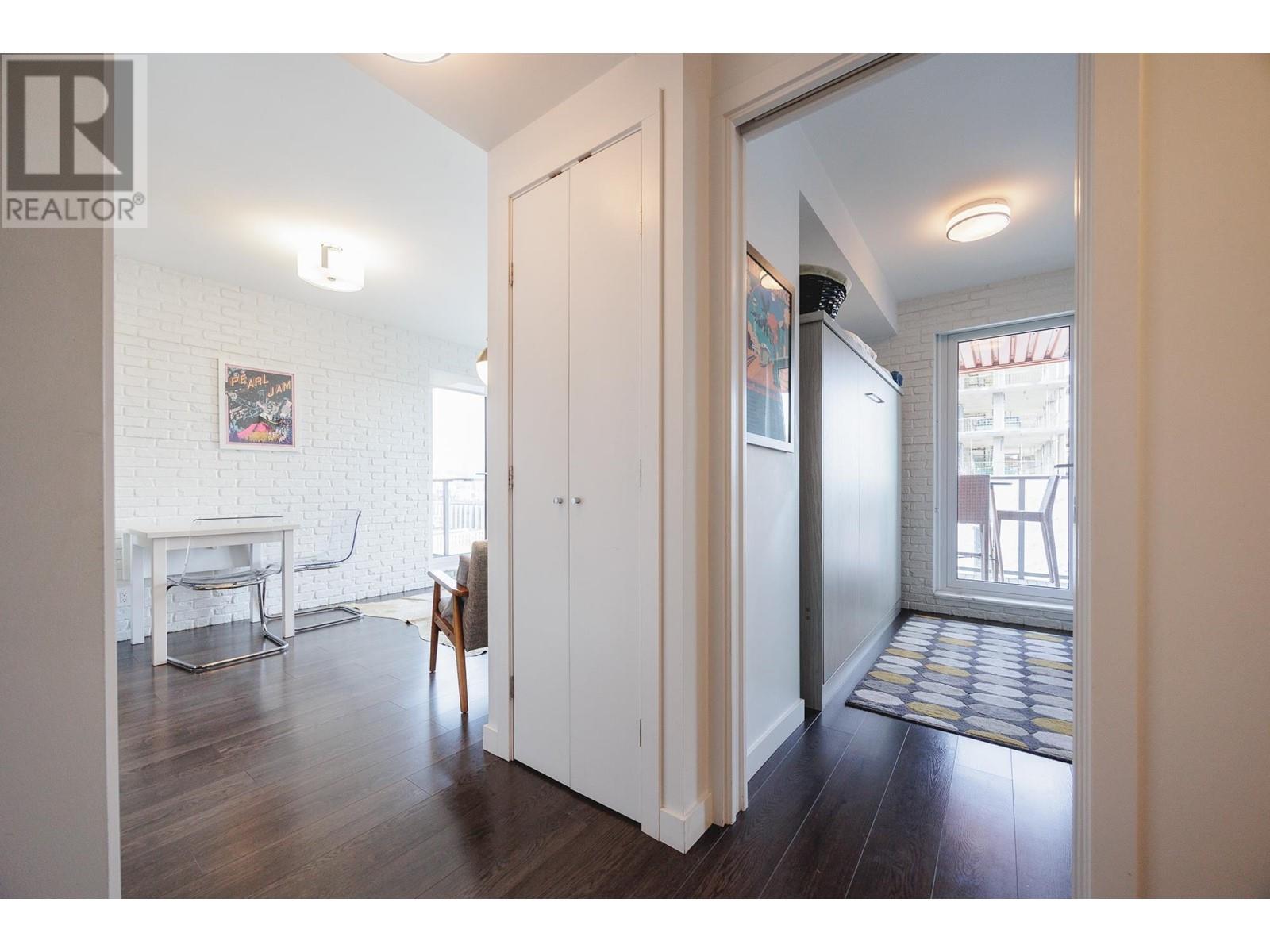 Listing Picture 25 of 40 : 1204 983 E HASTINGS STREET, Vancouver / 溫哥華 - 魯藝地產 Yvonne Lu Group - MLS Medallion Club Member