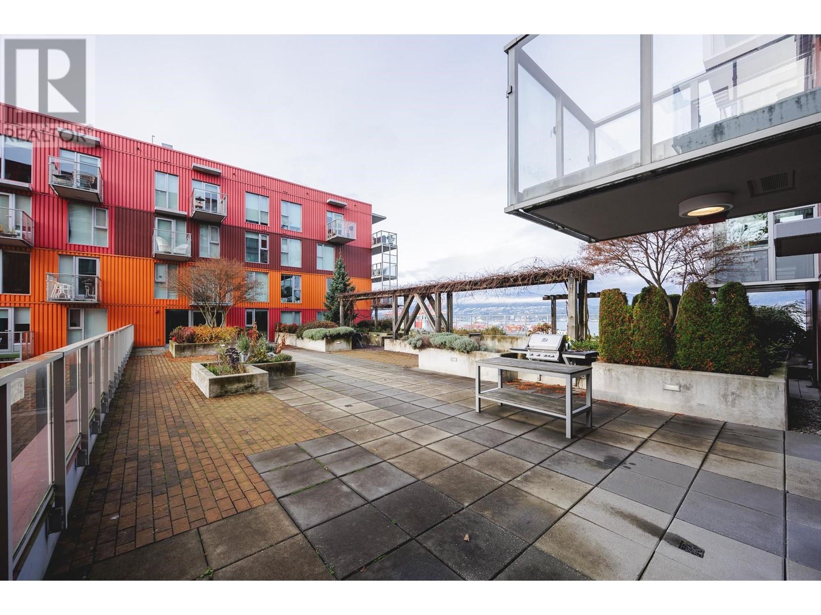 Listing Picture 29 of 40 : 1204 983 E HASTINGS STREET, Vancouver / 溫哥華 - 魯藝地產 Yvonne Lu Group - MLS Medallion Club Member