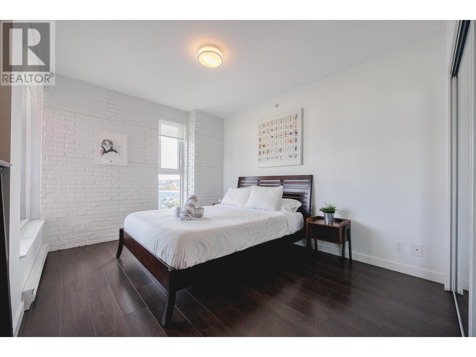 Listing Picture 12 of 40 : 1204 983 E HASTINGS STREET, Vancouver / 溫哥華 - 魯藝地產 Yvonne Lu Group - MLS Medallion Club Member