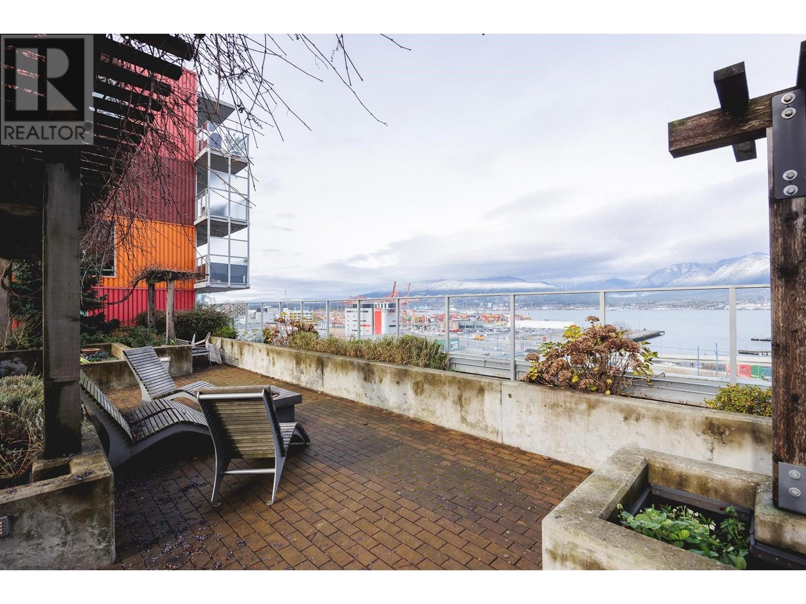 Listing Picture 33 of 40 : 1204 983 E HASTINGS STREET, Vancouver / 溫哥華 - 魯藝地產 Yvonne Lu Group - MLS Medallion Club Member