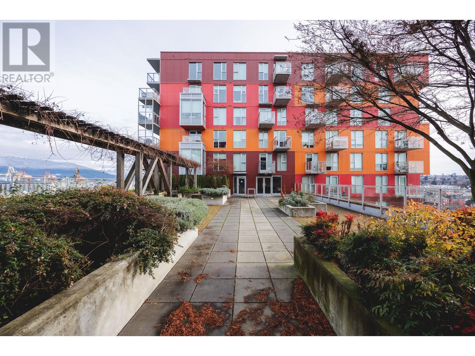 Listing Picture 31 of 40 : 1204 983 E HASTINGS STREET, Vancouver / 溫哥華 - 魯藝地產 Yvonne Lu Group - MLS Medallion Club Member