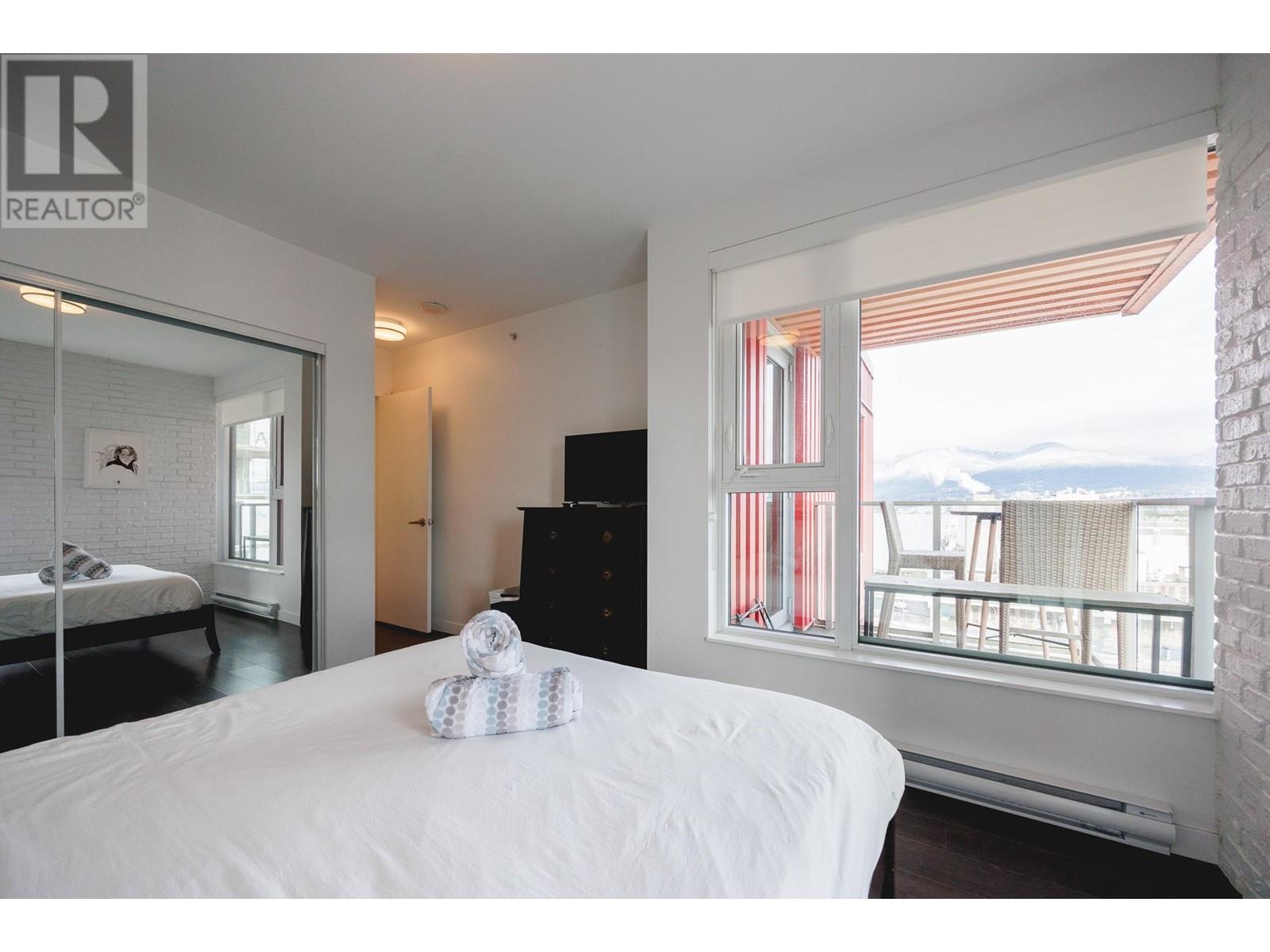 Listing Picture 14 of 40 : 1204 983 E HASTINGS STREET, Vancouver / 溫哥華 - 魯藝地產 Yvonne Lu Group - MLS Medallion Club Member