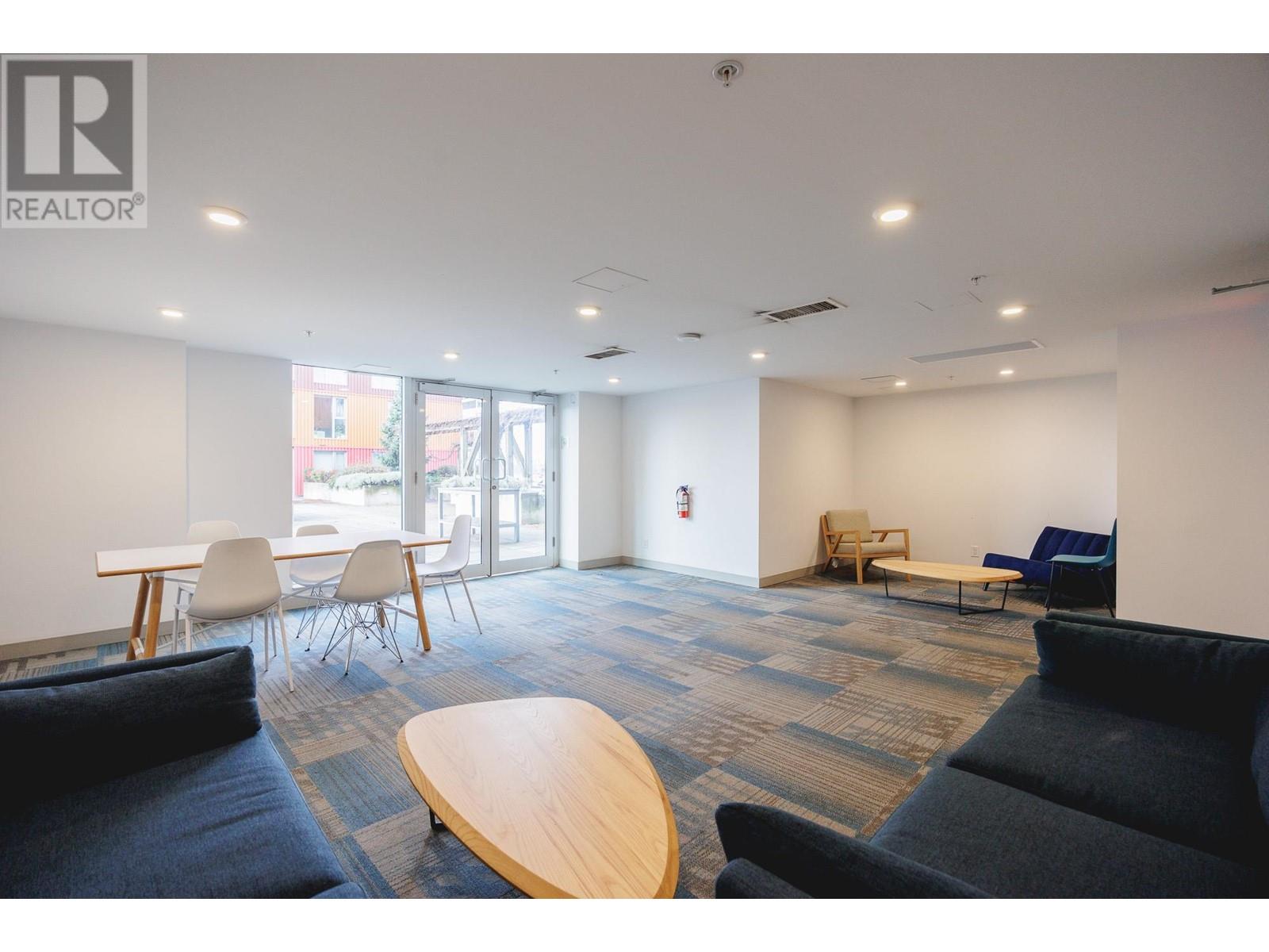 Listing Picture 35 of 40 : 1204 983 E HASTINGS STREET, Vancouver / 溫哥華 - 魯藝地產 Yvonne Lu Group - MLS Medallion Club Member