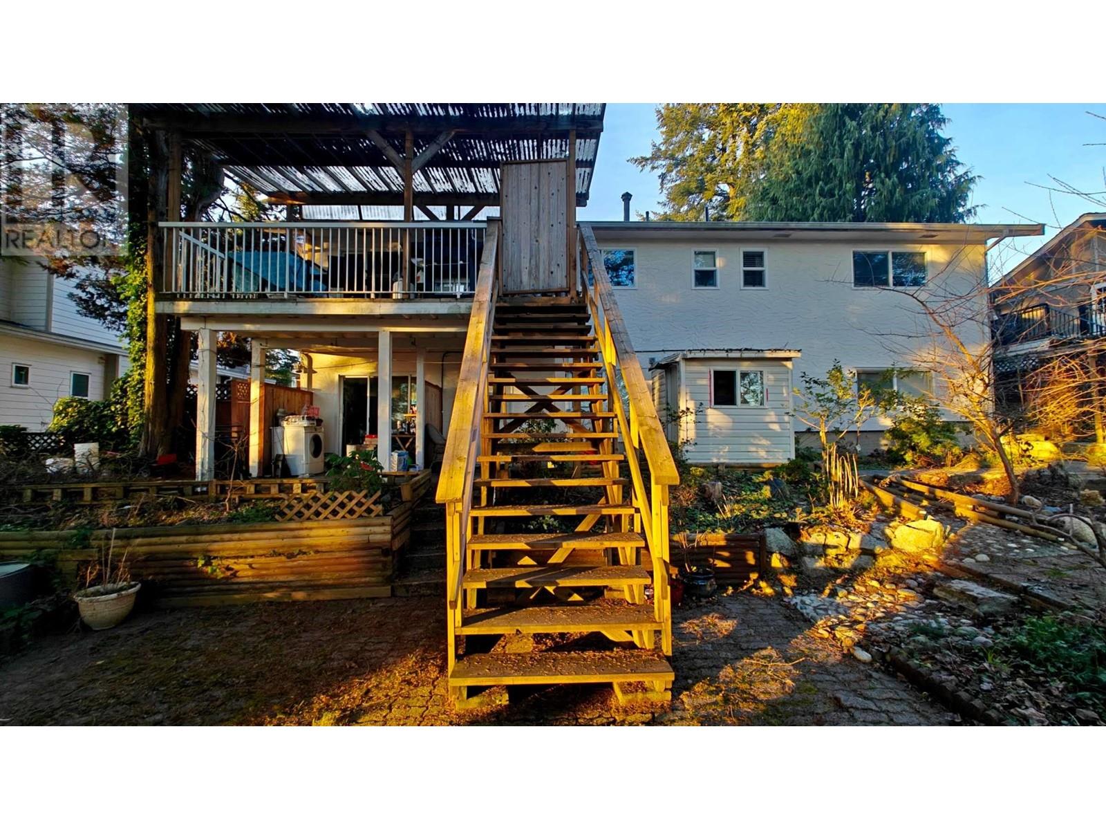 7044 Fielding Court, Burnaby, British Columbia  V5A 1Y5 - Photo 8 - R2956889