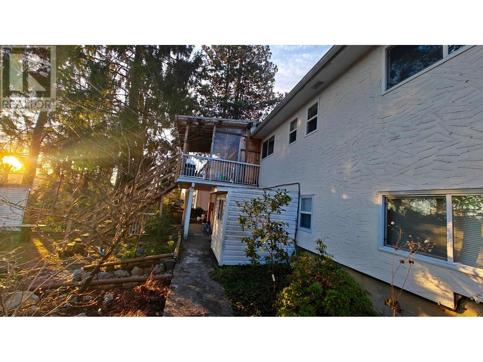 7044 Fielding Court, Burnaby, British Columbia  V5A 1Y5 - Photo 7 - R2956889
