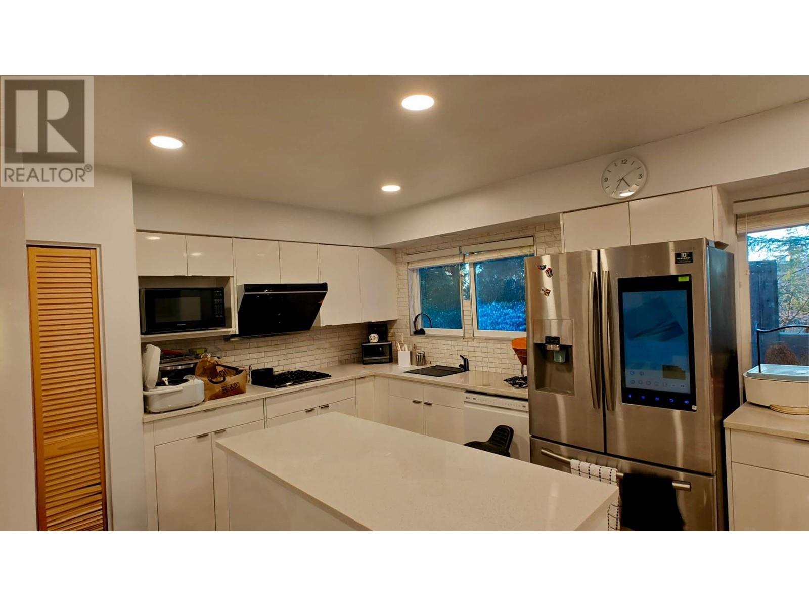 7044 Fielding Court, Burnaby, British Columbia  V5A 1Y5 - Photo 25 - R2956889
