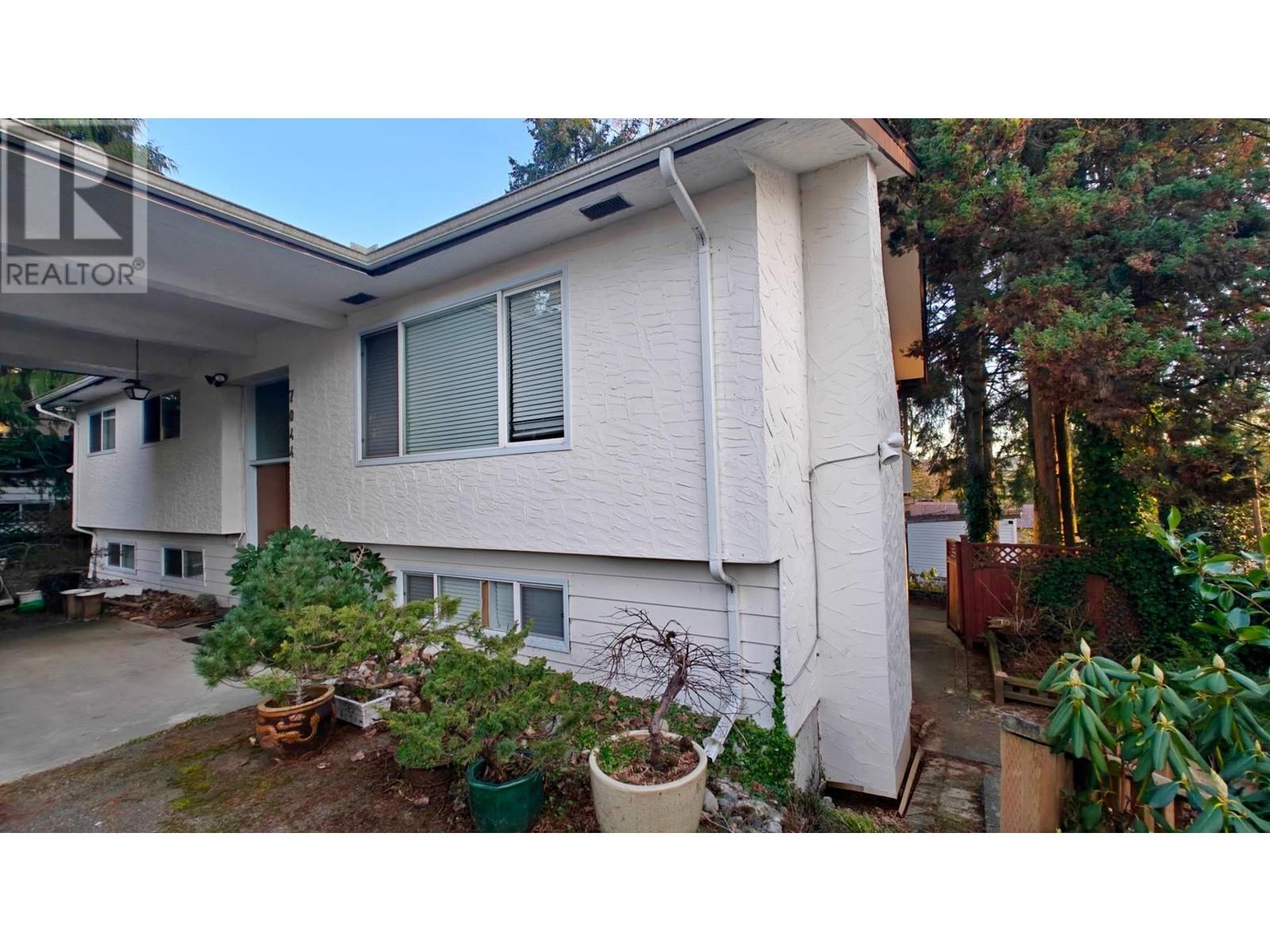 Property at 7044 FIELDING COURT image 5