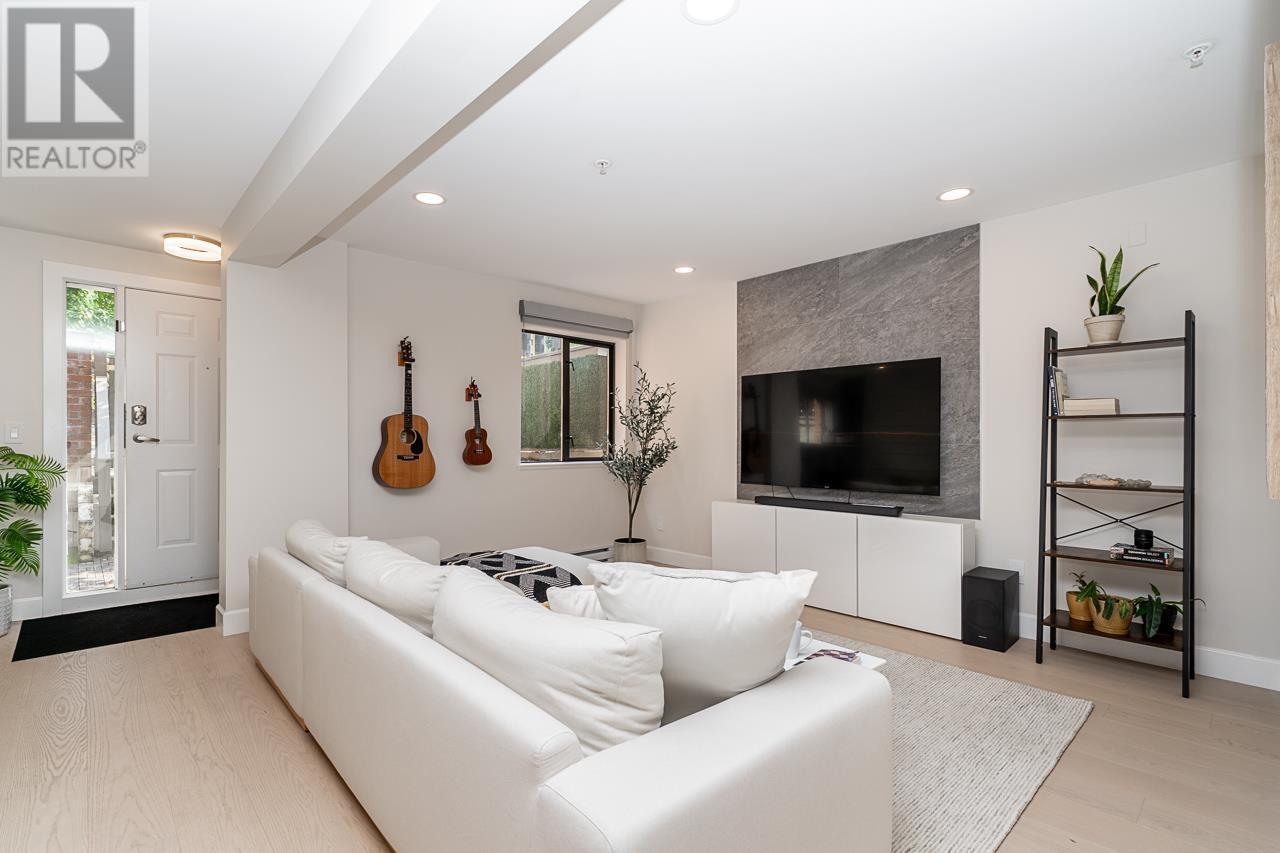 103 345 Lonsdale Avenue, North Vancouver, British Columbia  V7M 3M9 - Photo 3 - R2960318