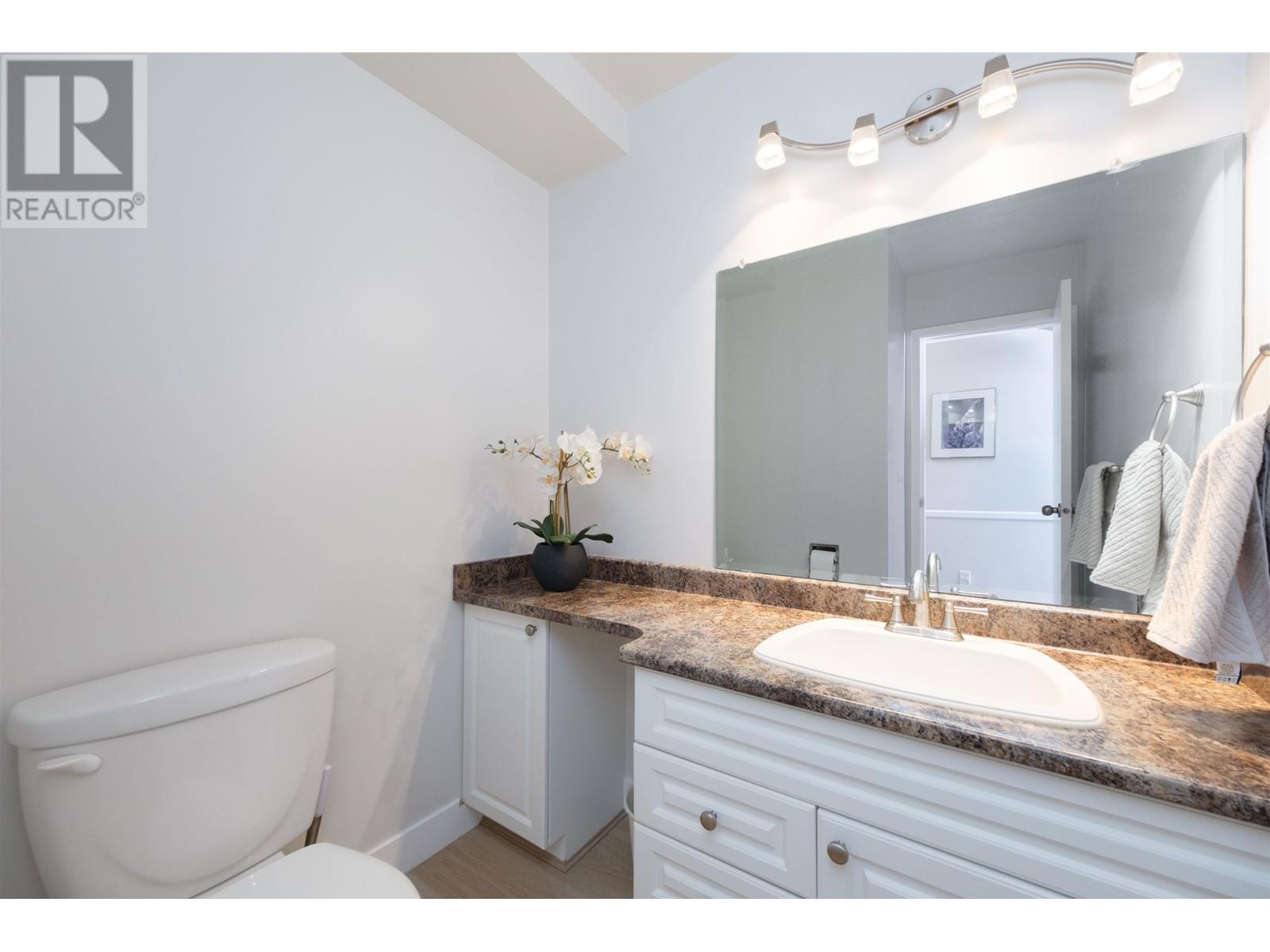 Listing Picture 13 of 37 : 45 3150 E 58TH AVENUE, Vancouver / 溫哥華 - 魯藝地產 Yvonne Lu Group - MLS Medallion Club Member