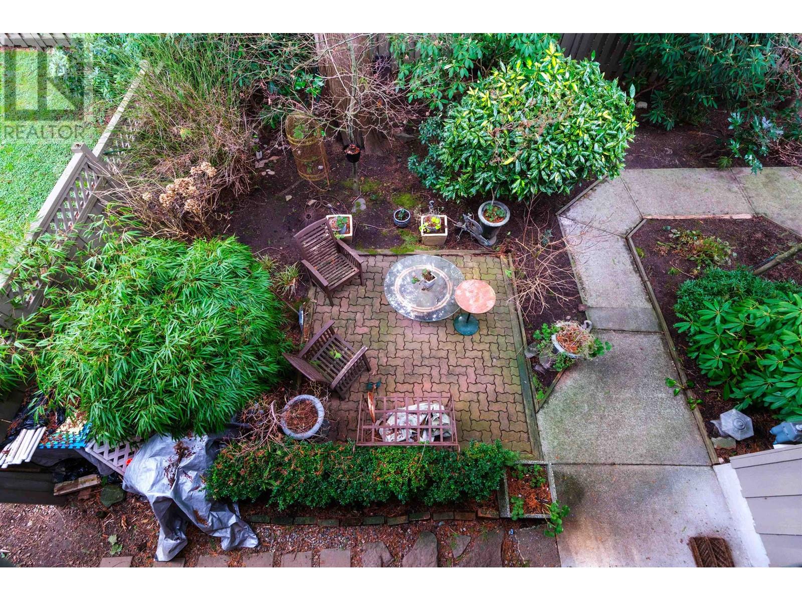 Listing Picture 33 of 37 : 45 3150 E 58TH AVENUE, Vancouver / 溫哥華 - 魯藝地產 Yvonne Lu Group - MLS Medallion Club Member