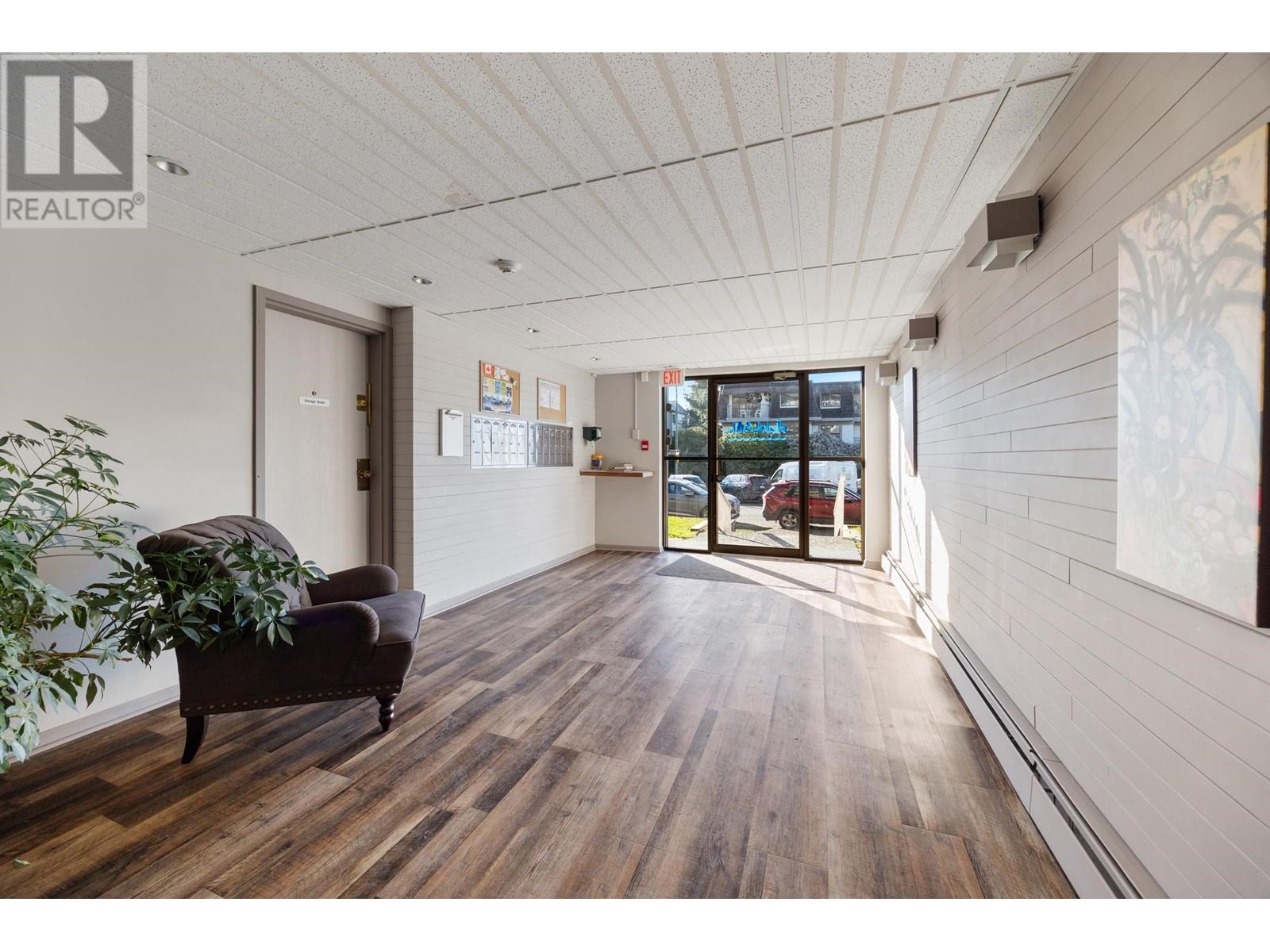 Property at 102 264 W 2ND STREET image 4