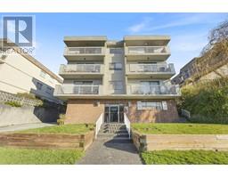 102 264 W 2ND STREET, North Vancouver, British Columbia