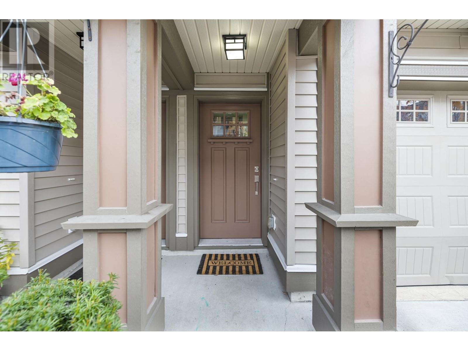 125 10151 240 Street, Maple Ridge, British Columbia V2W 0G9 - Photo 2 - R2960348