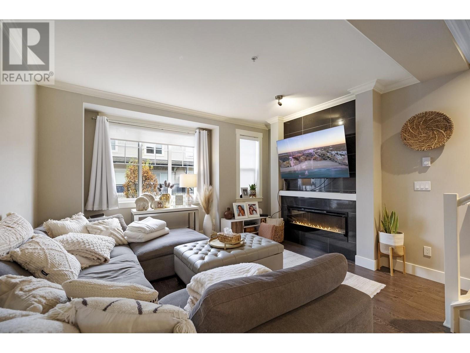125 10151 240 Street, Maple Ridge, British Columbia V2W 0G9 - Photo 3 - R2960348
