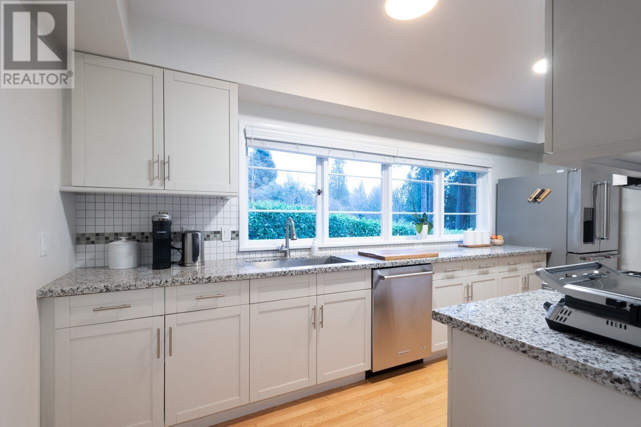 1310 29 Street, West Vancouver, British Columbia V7V 4M6 - Photo 11 - R2960321