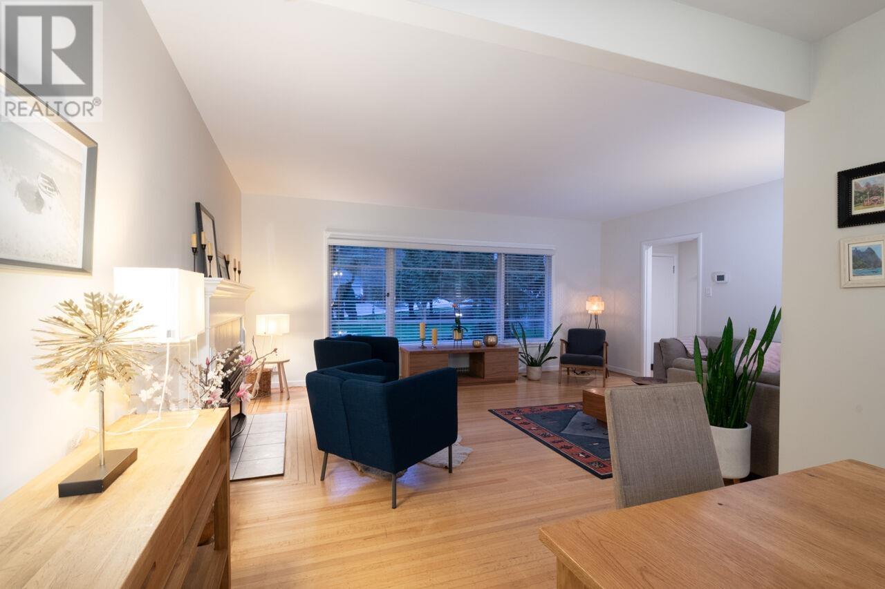 1310 29 Street, West Vancouver, British Columbia V7V 4M6 - Photo 5 - R2960321