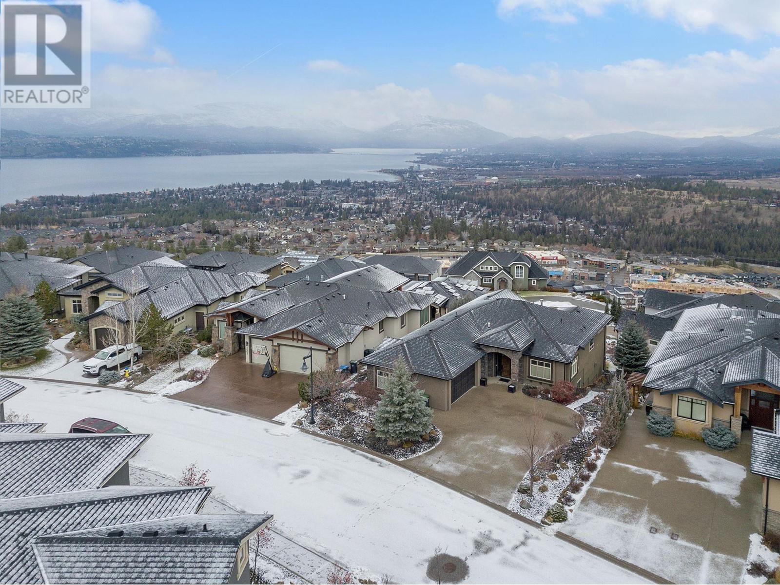 1014 Hewetson Avenue Kelowna