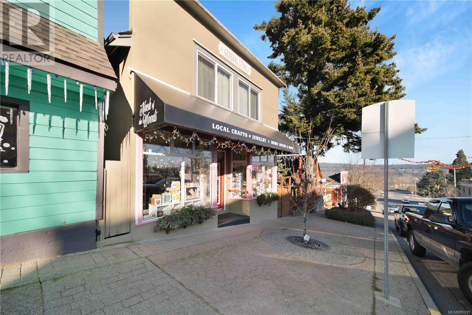 Property at 28 Roberts St image 1