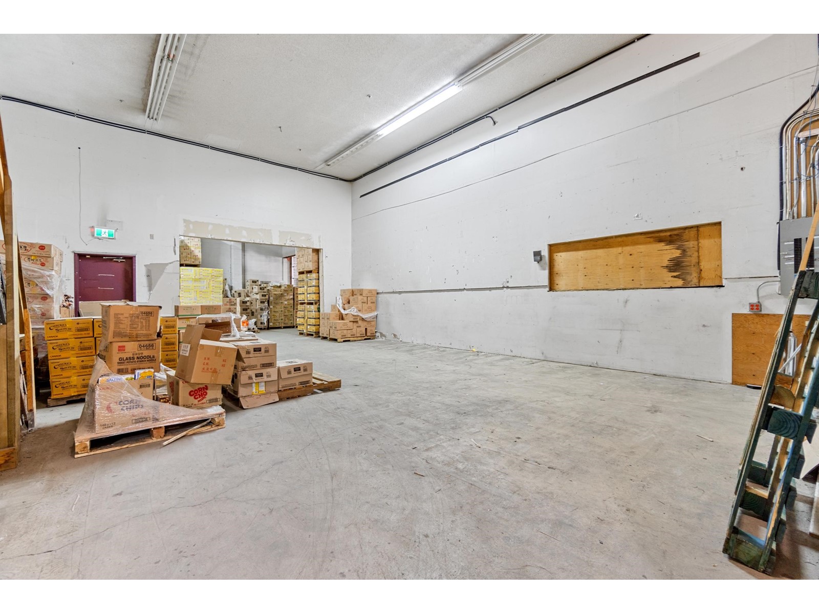 Property at 11955 95A AVENUE image 3