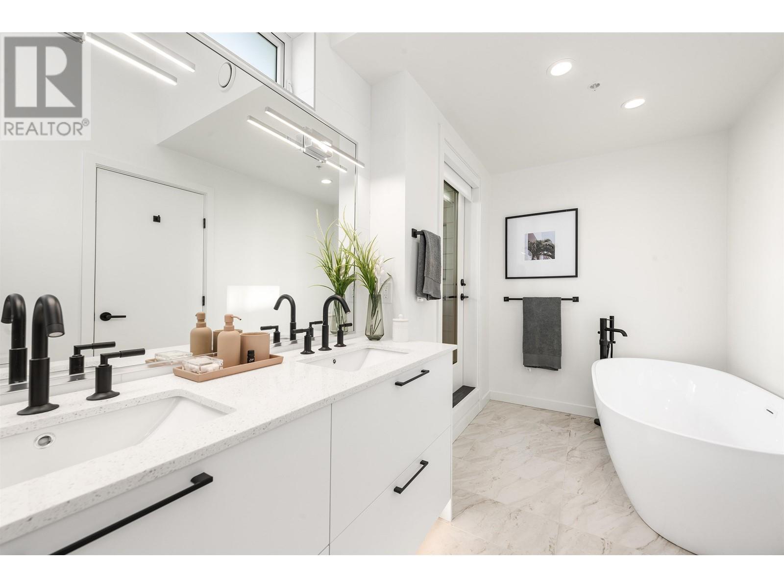 133 535 E 2nd Street, North Vancouver, British Columbia  V7L 1E1 - Photo 14 - R2959253