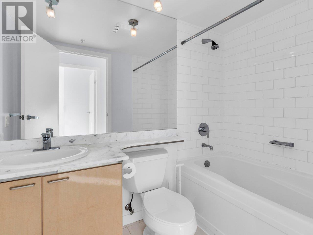 1906 1288 W Georgia Street, Vancouver, British Columbia  V6E 4R3 - Photo 11 - R2960293