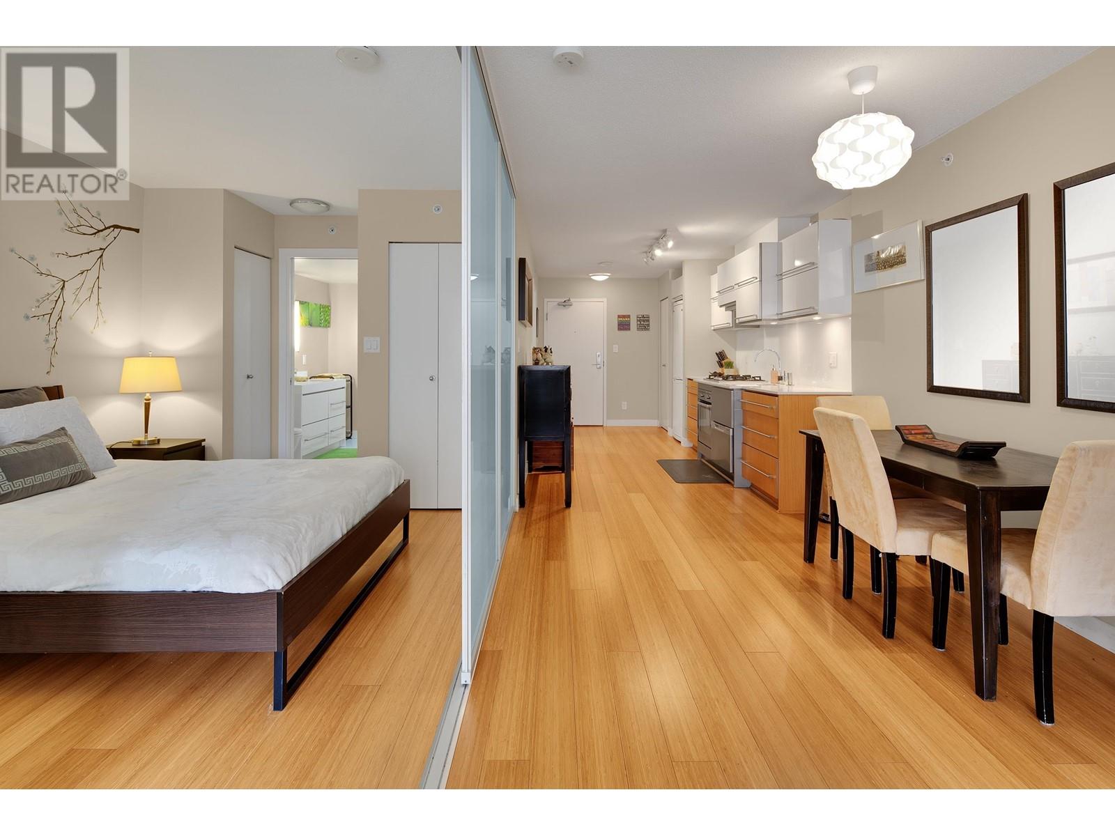 203 718 Main Street, Vancouver, British Columbia  V6A 0B1 - Photo 14 - R2954377