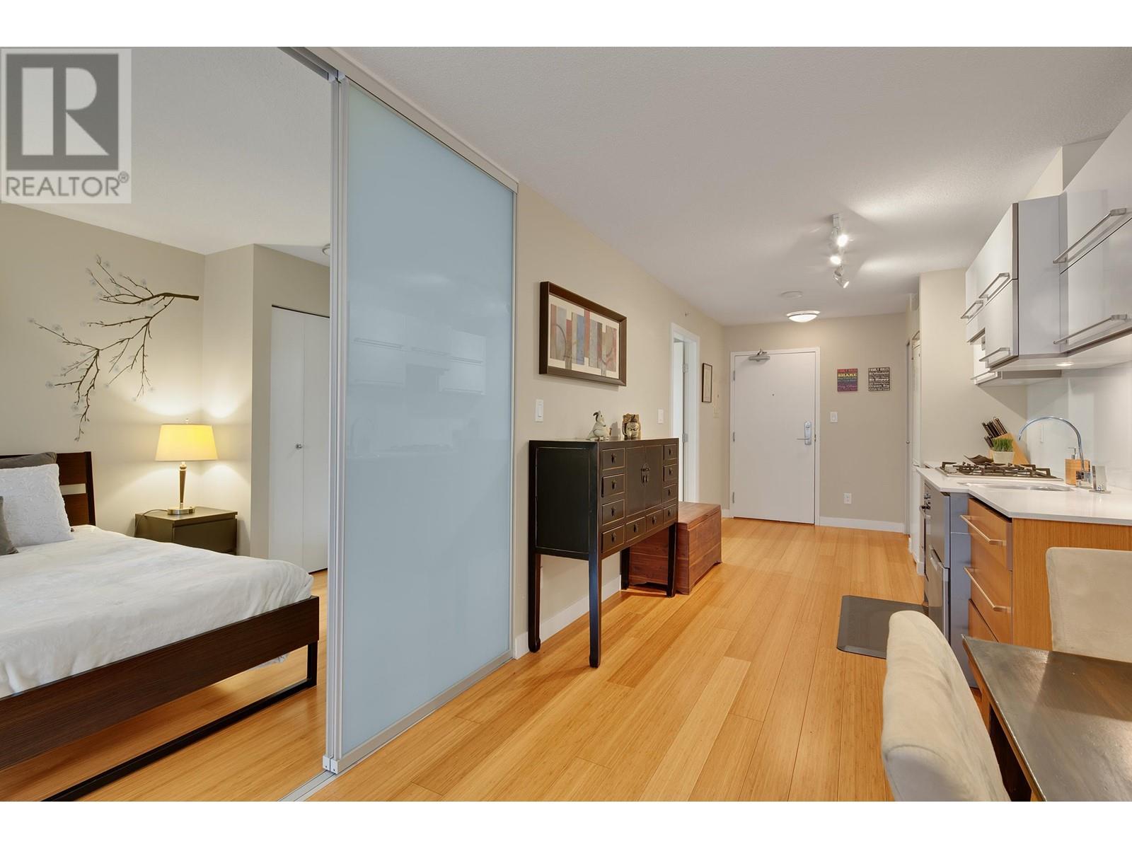 203 718 Main Street, Vancouver, British Columbia  V6A 0B1 - Photo 25 - R2954377