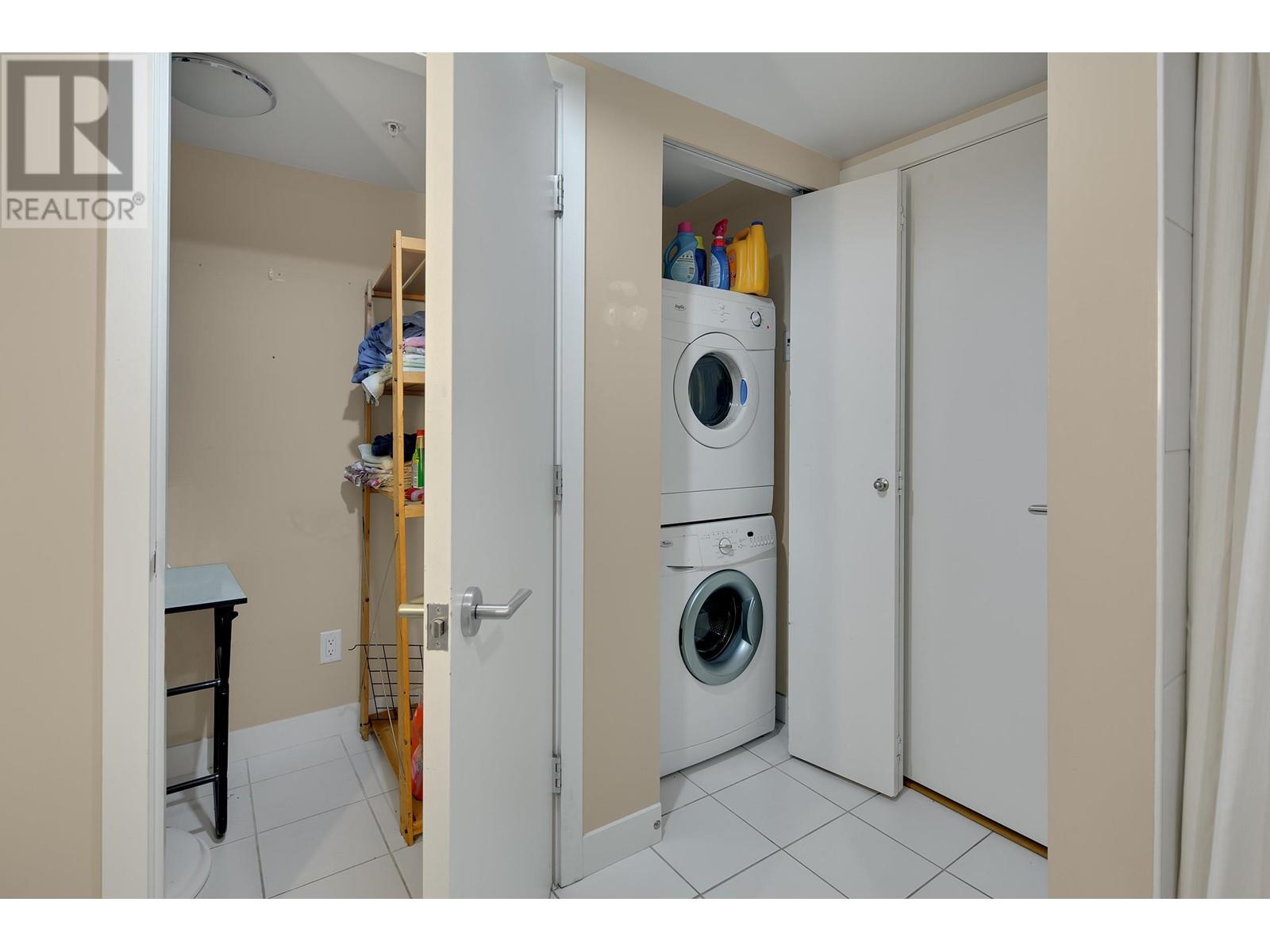 203 718 Main Street, Vancouver, British Columbia  V6A 0B1 - Photo 18 - R2954377