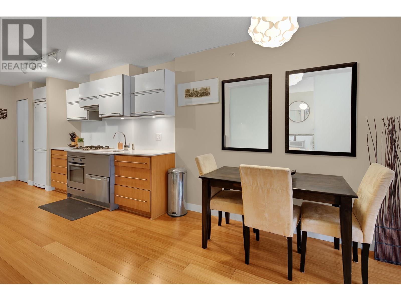 203 718 Main Street, Vancouver, British Columbia  V6A 0B1 - Photo 23 - R2954377