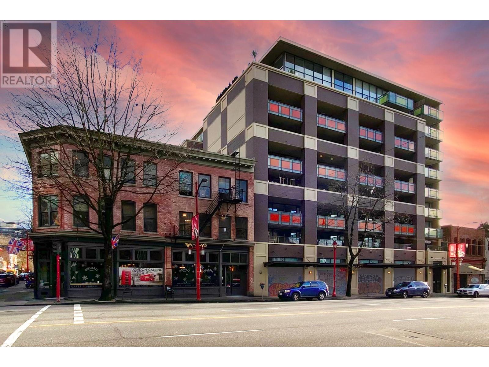 203 718 Main Street, Vancouver, British Columbia  V6A 0B1 - Photo 2 - R2954377