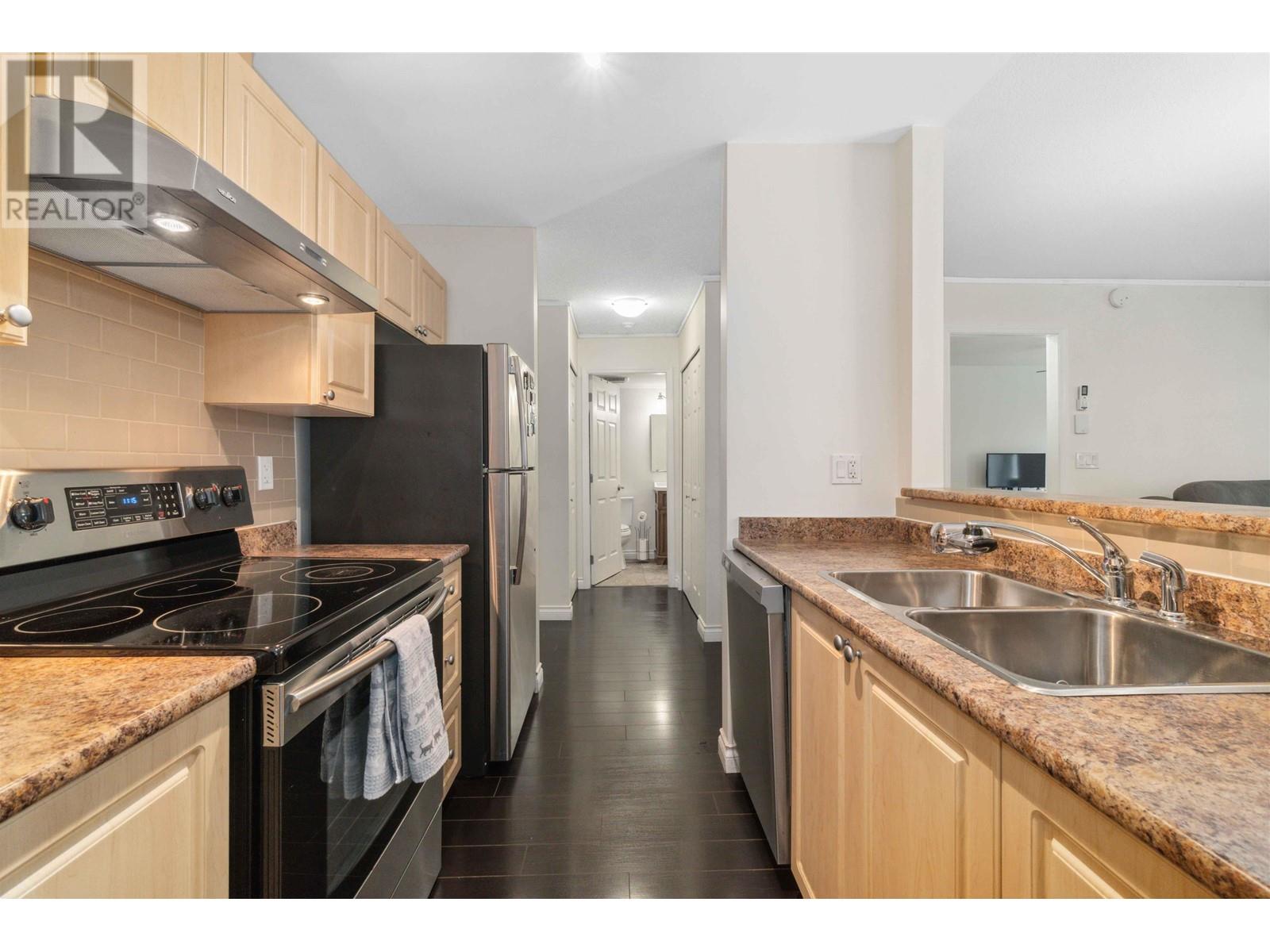 206 99 Begin Street, Coquitlam, British Columbia V3K 6R5 - Photo 11 - R2960187