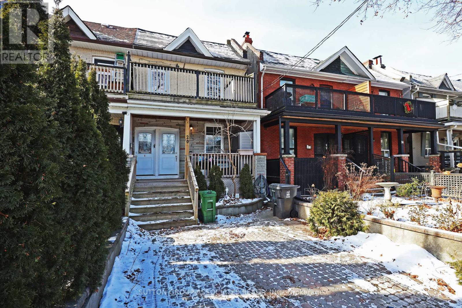 Upper - 20 Ashdale Avenue, Toronto, Ontario  M4L 2Y7 - Photo 3 - E11942501