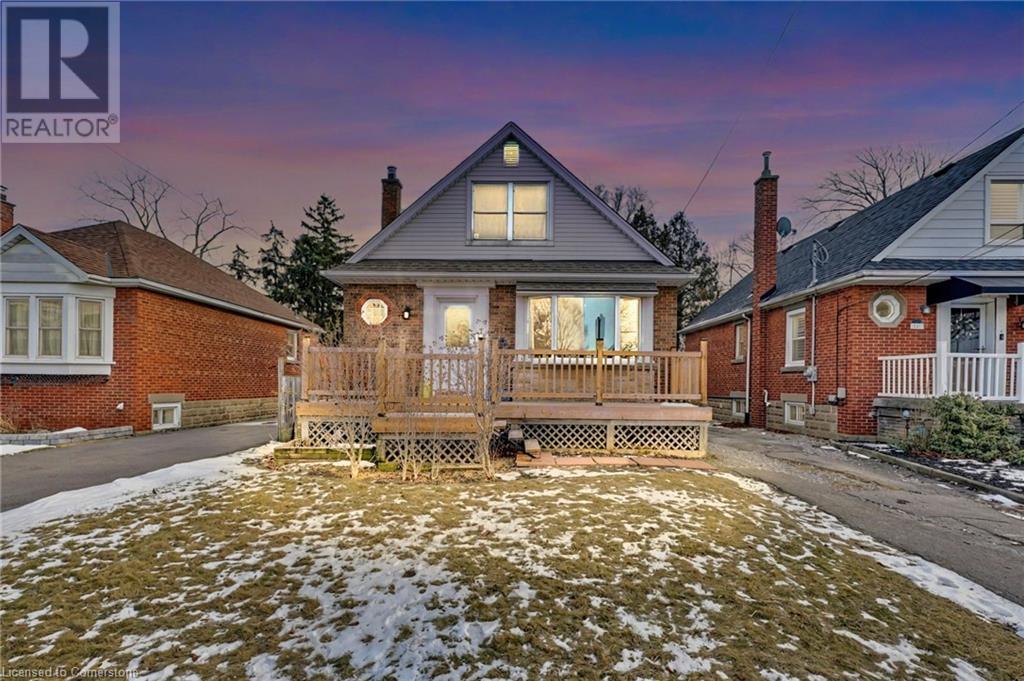 237 East 19th Street, Hamilton, Ontario  L9A 4S4 - Photo 1 - 40692199