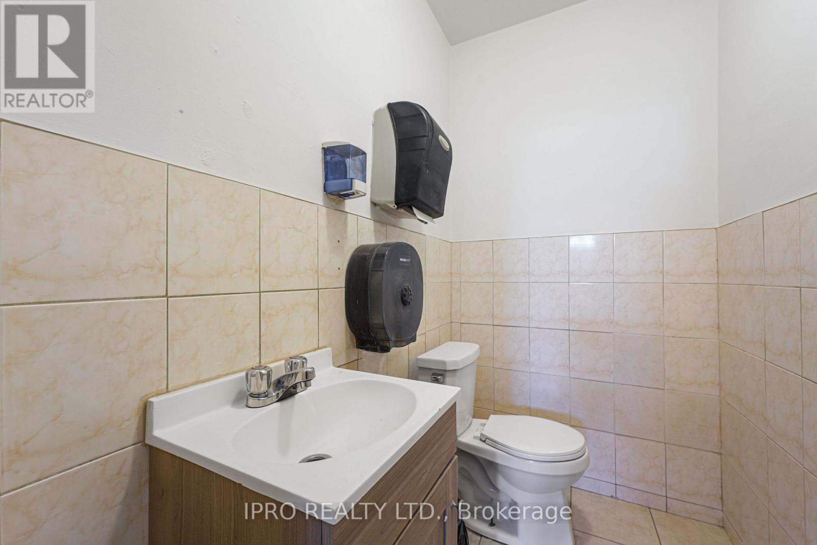 31 Bayfield Street, Barrie, Ontario  L4M 3A6 - Photo 21 - S11942424