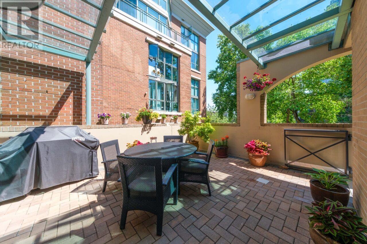 Listing Picture 16 of 40 : 11 1182 QUEBEC STREET, Vancouver / 溫哥華 - 魯藝地產 Yvonne Lu Group - MLS Medallion Club Member